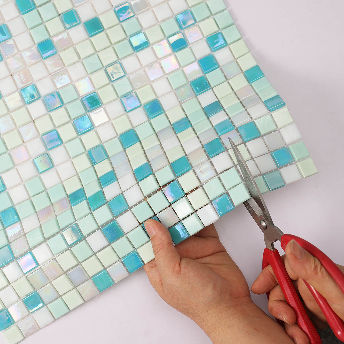 Light Blue Iridescent Fired Erath Glass Mosaic Tile 15mm*15mm Cutting