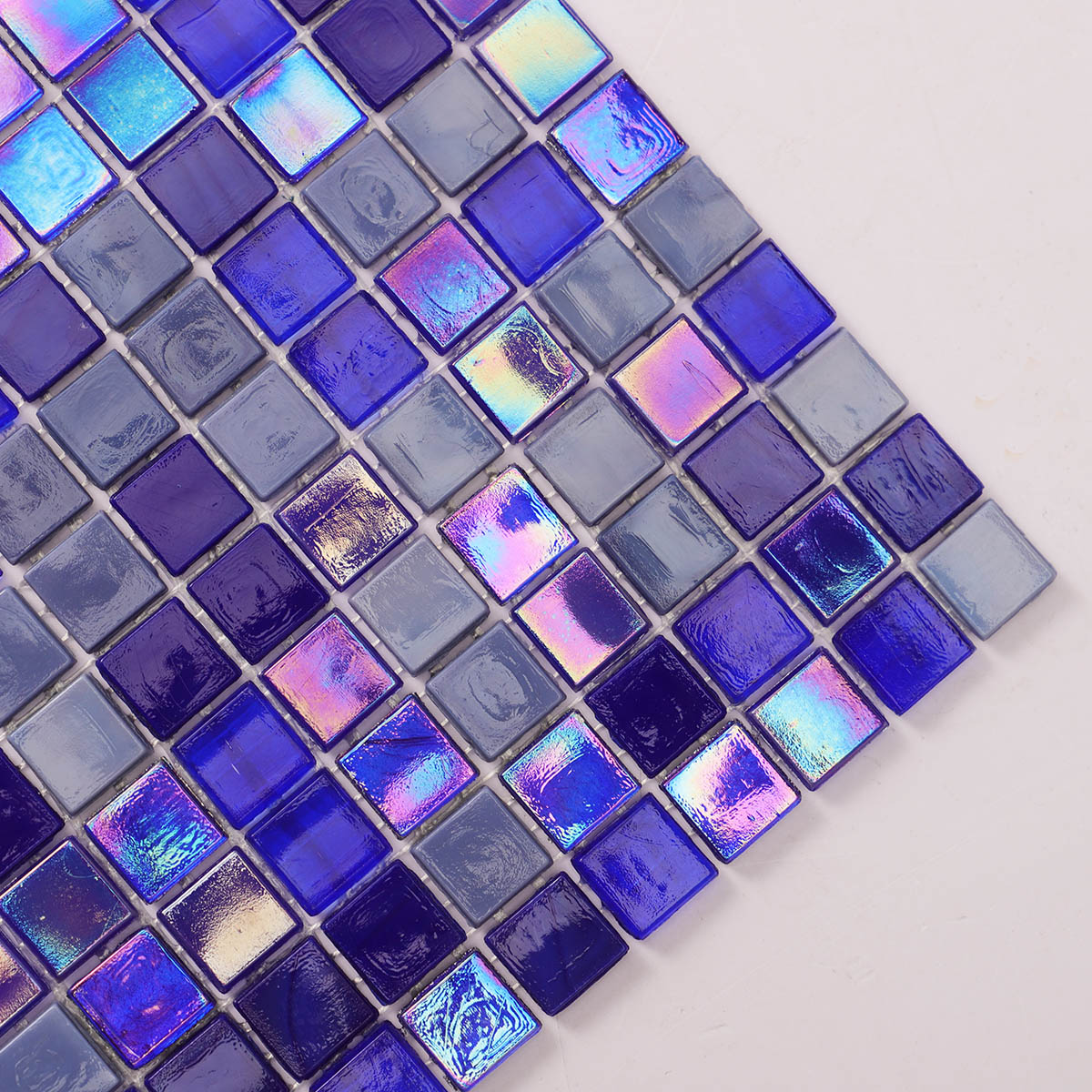 Iridescent Mixed Navy Blue Glass Mosaic Tiles 15mm*15mm Detail