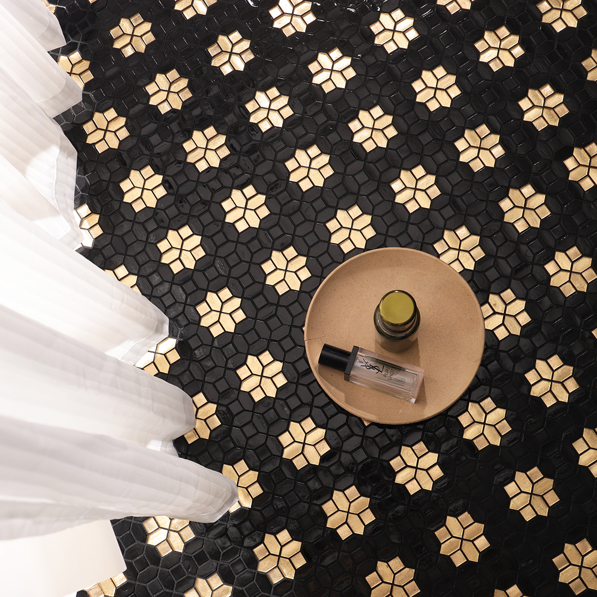 Black and Gold Piceket with Square Glass Mosaic Tiles 