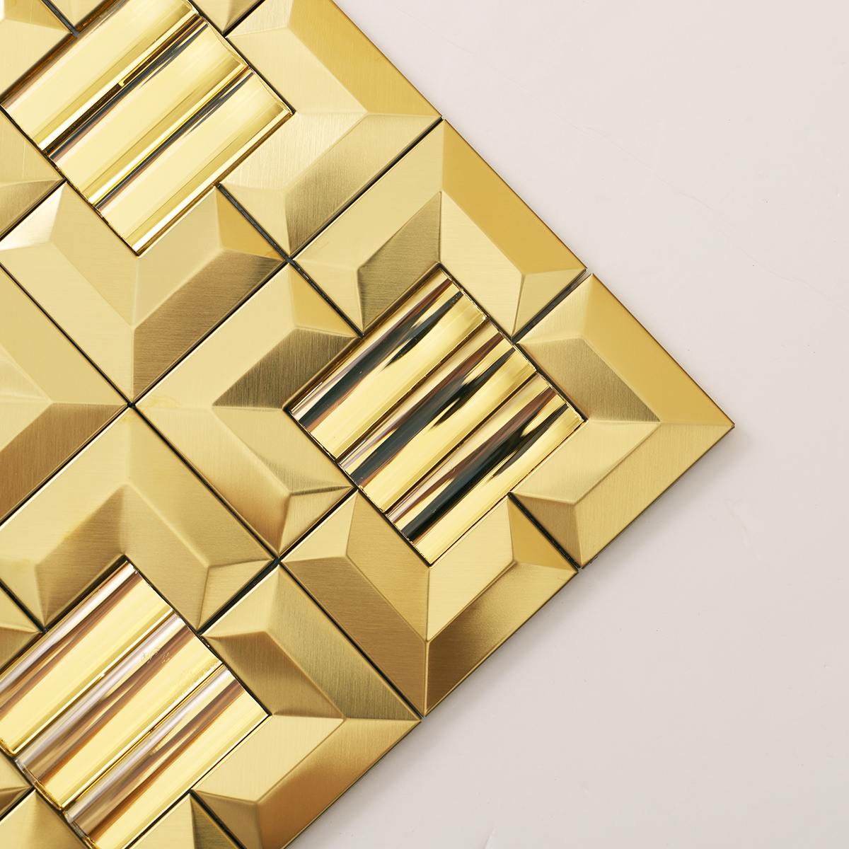 Detailed view of Glass Mix Metal Gold 3D Mosaic Backsplash Tile