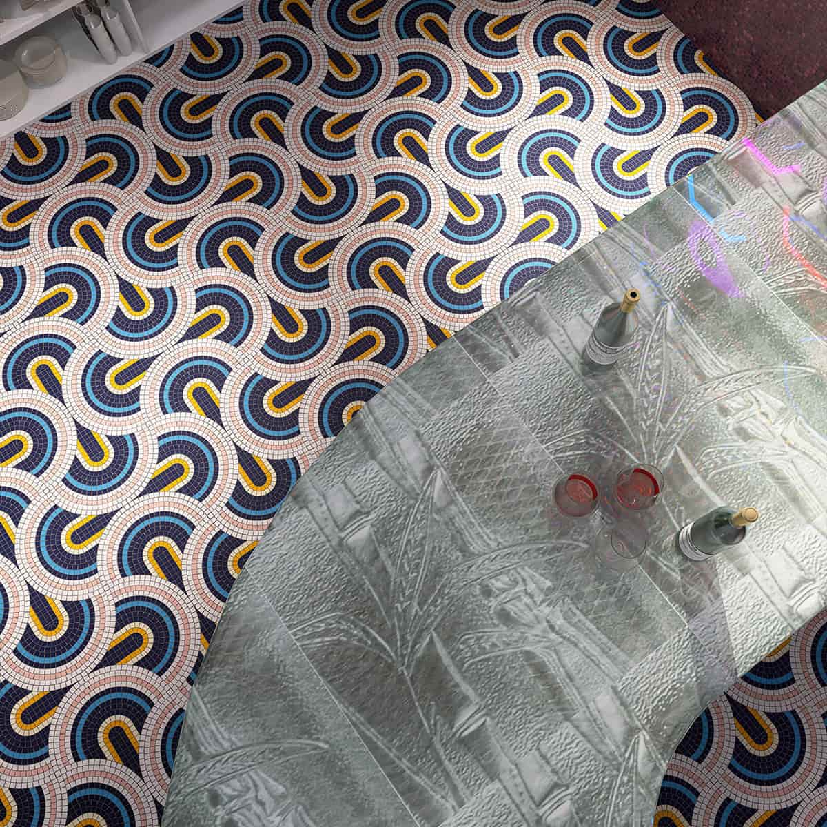 Glass Mosaic Tiling Art for Indoor and Outdoor Walls