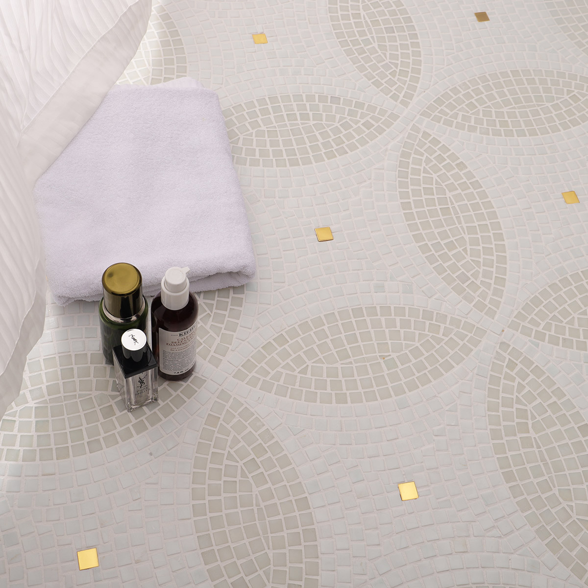 White Glass Mosaic Art Patterns