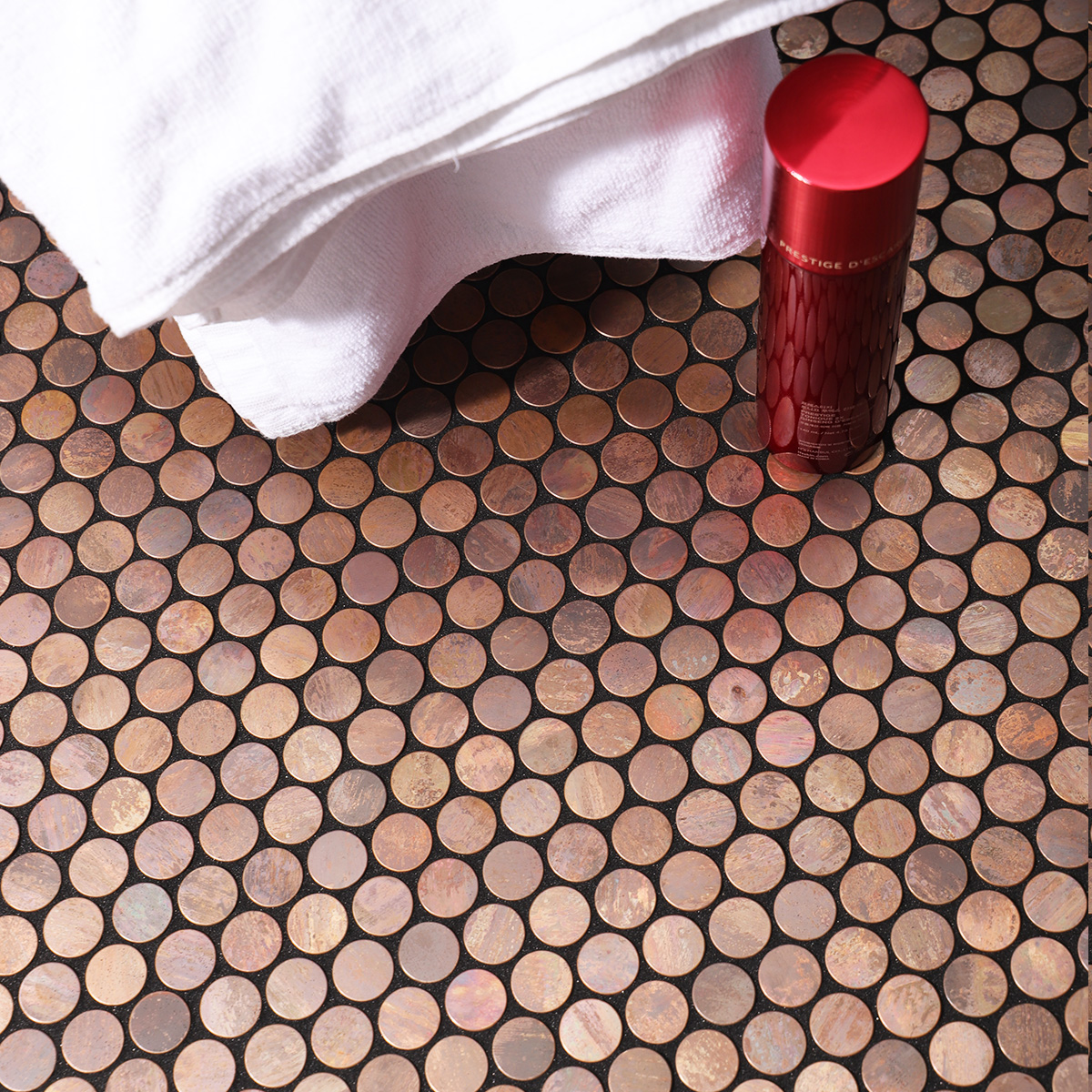 Bathroom floor with penny rounds copper mosaic tiles
