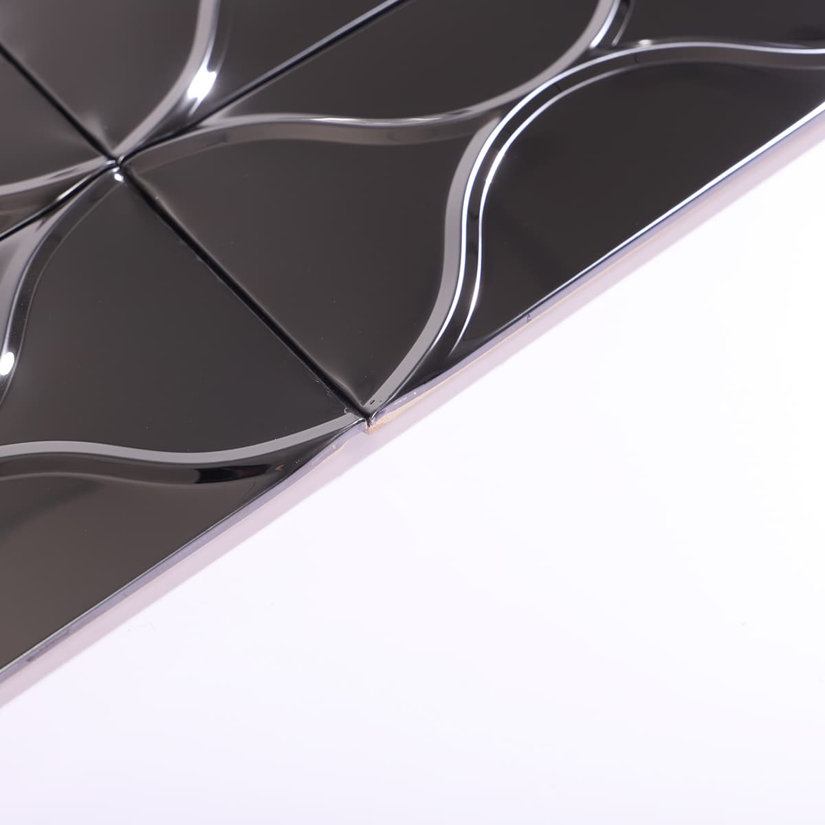Side angle showing tile edge and thickness in mirror black finish