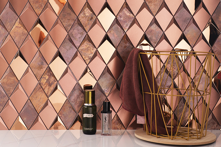 Diamond-shaped copper mosaic with glossy and rustic textures
