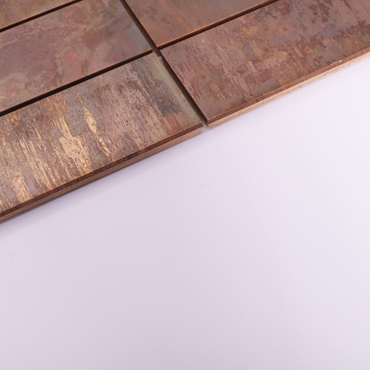 Copper mosaic brick edge thickness detail