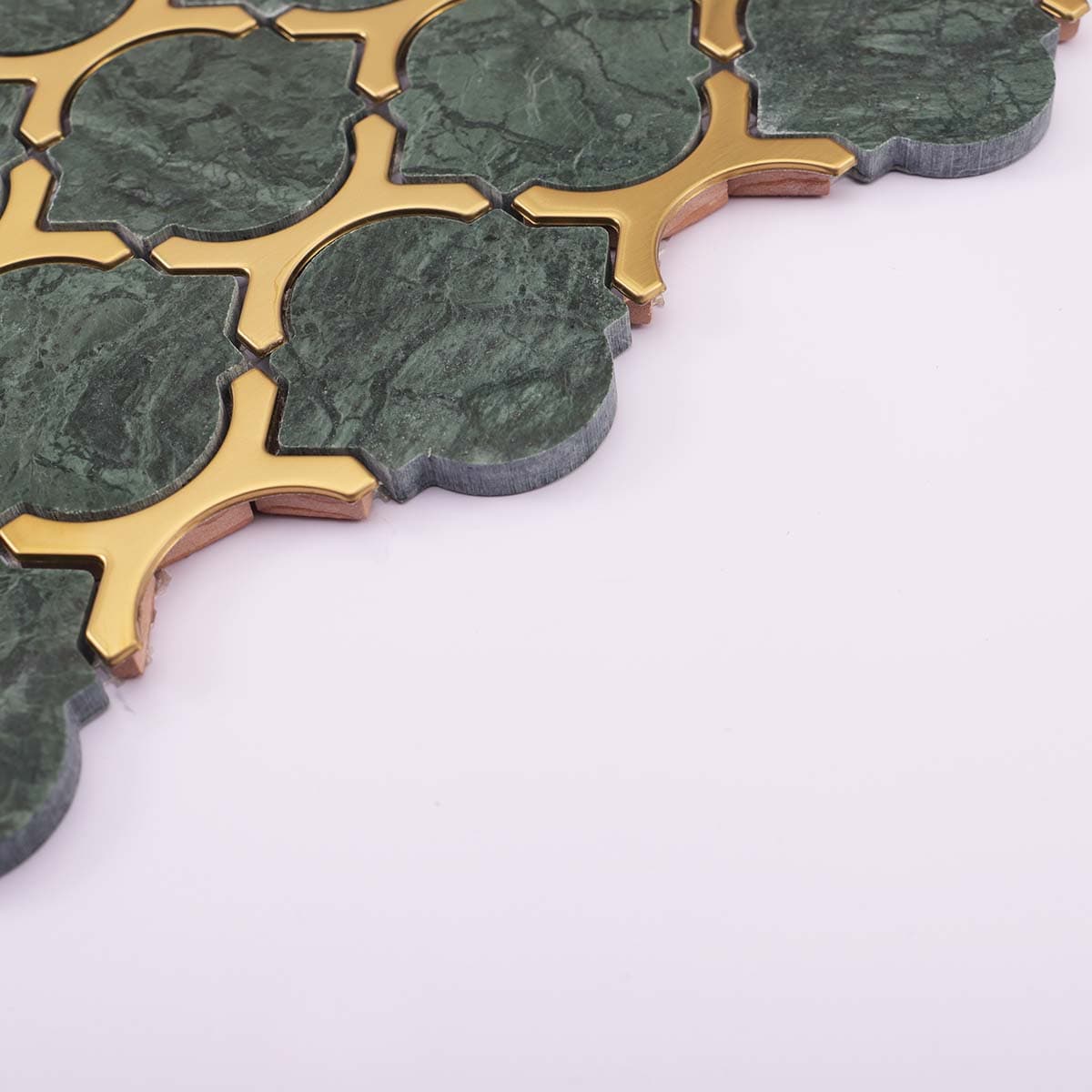 Edge thickness of green marble and gold arabesque mosaic
