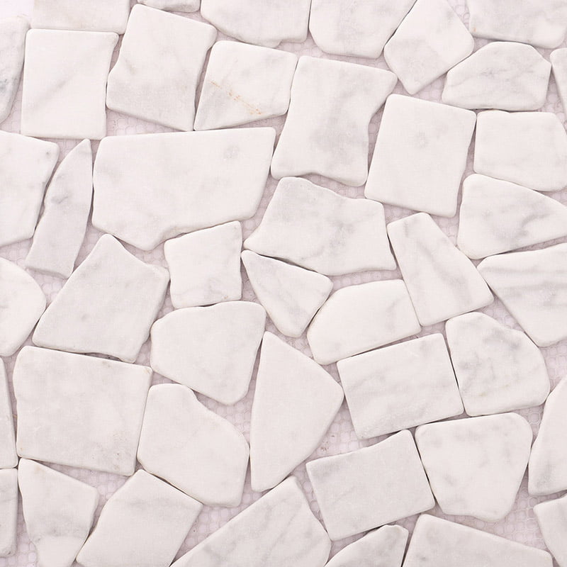 Flat pebble tile in white marble with random broken shapes, 8mm thick
