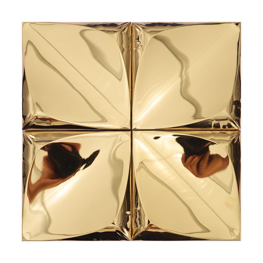 Gold 3D square tile front view