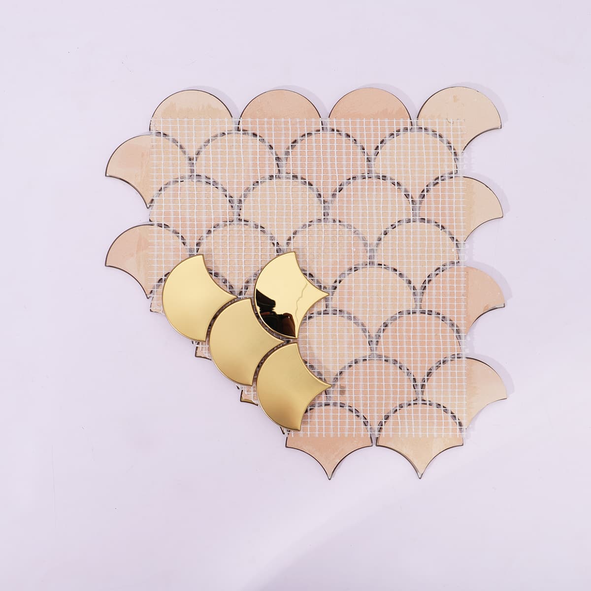 Back mesh view of gold stainless steel fish scale tile
