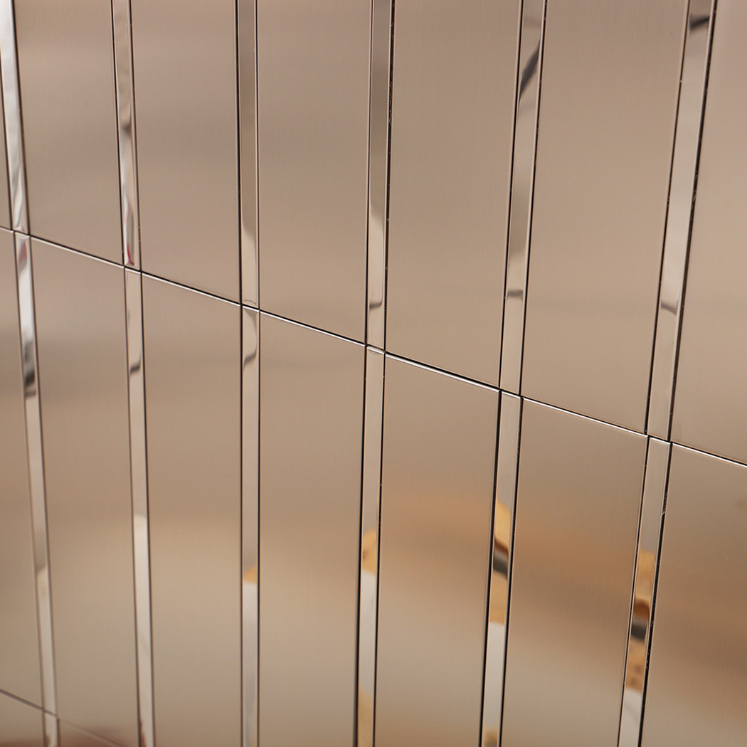 Stainless steel mirror linear mosaic tile with size measurement layout.