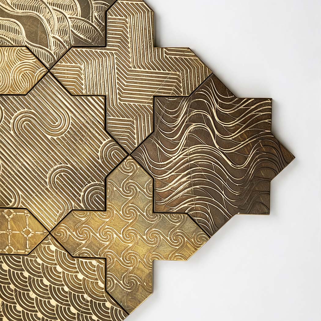 Corner view of star cross patterned gold aluminum mosaic tile sheet