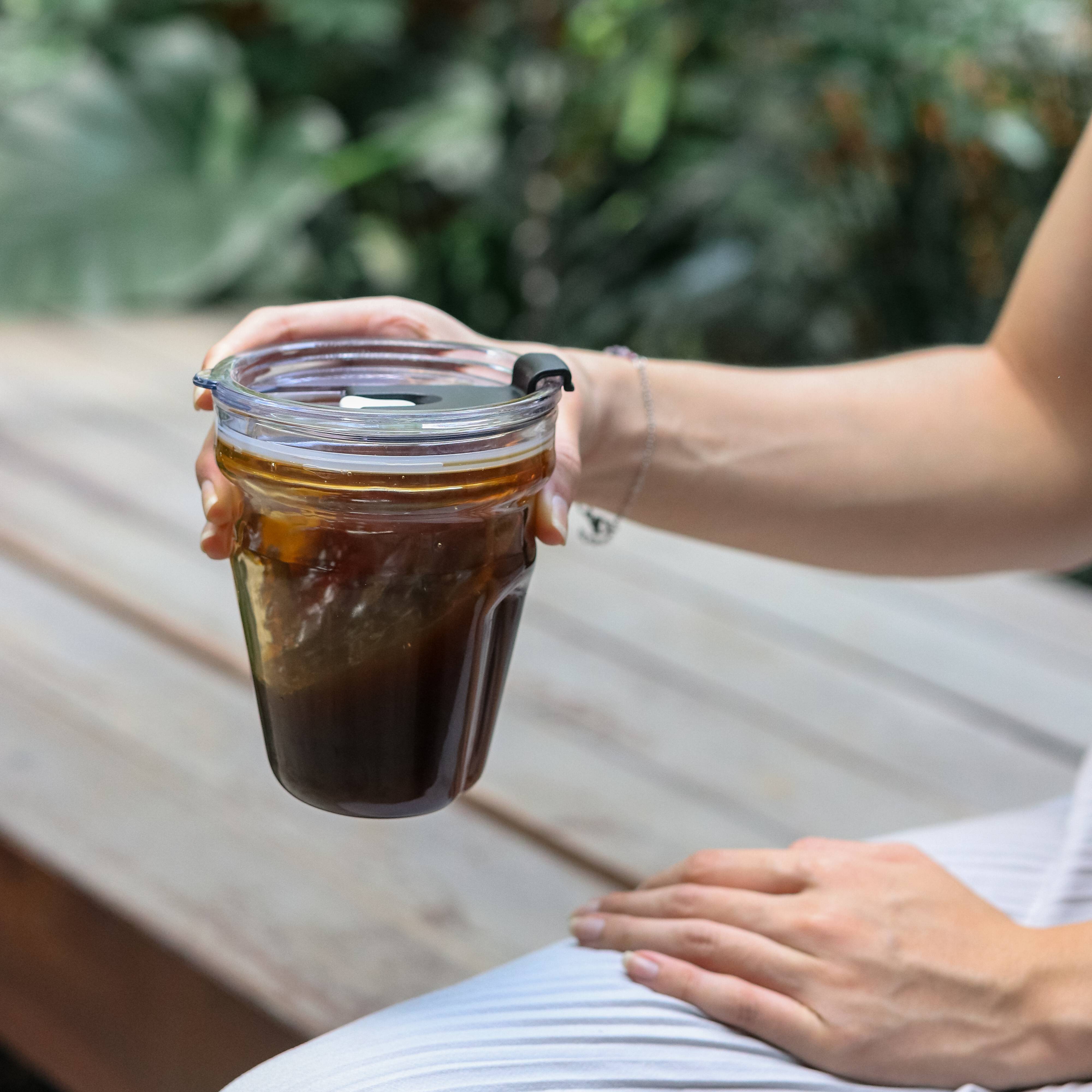 Swirl Cup Glass with Lid and Cork Sleeve - 450ml