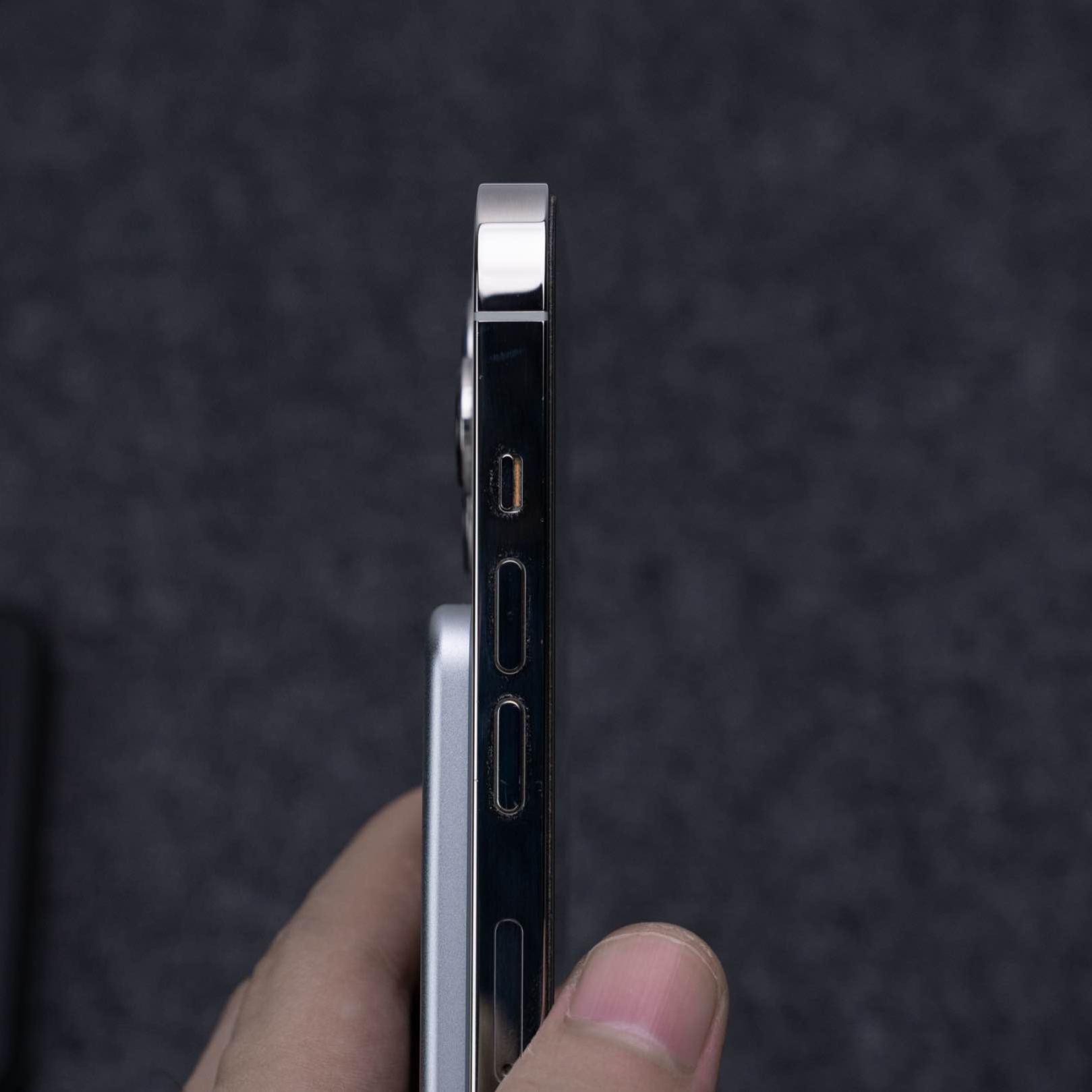 超輕薄設計磁吸快充Power bank