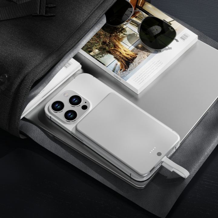 超輕薄設計磁吸快充Power bank