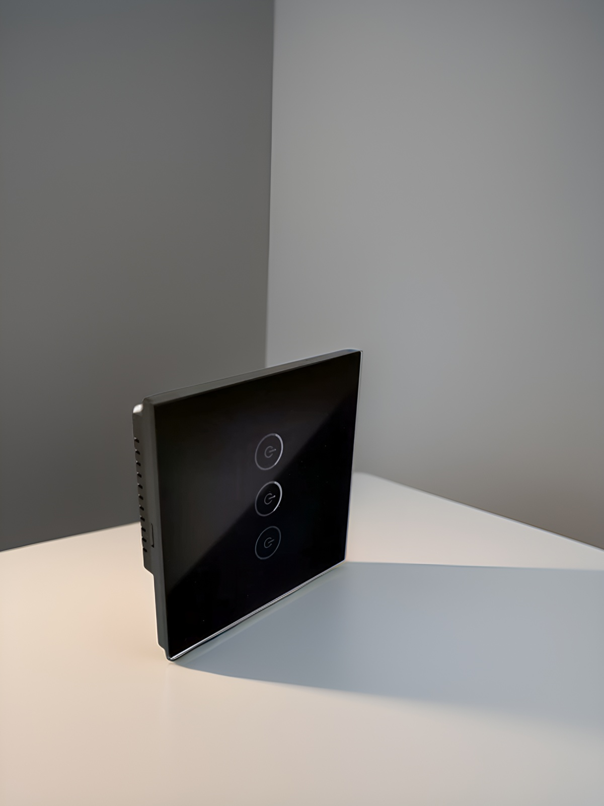 Multi-functional Smart Switch Enclosure-Zhaotesi