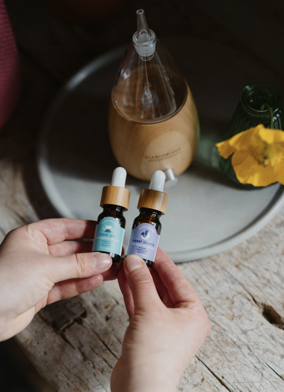 Clarity Blend Nebulising Aromatherapy Essential Oil Diffuser Kit