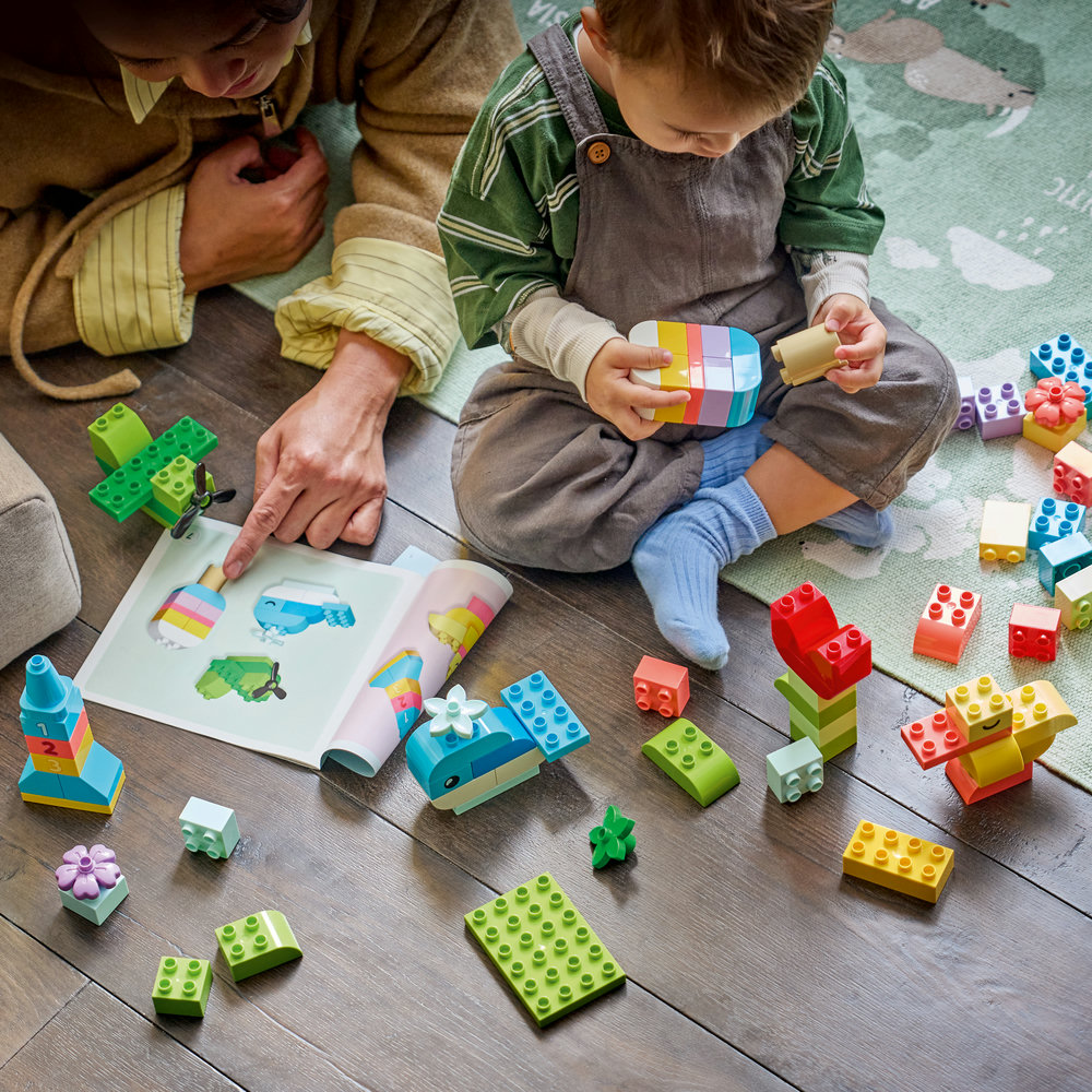 10479 Colorful Creative Box