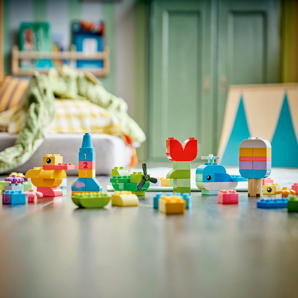 10479 Colorful Creative Box