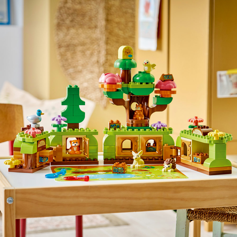 10480 Discovery Forest with Wild Animals