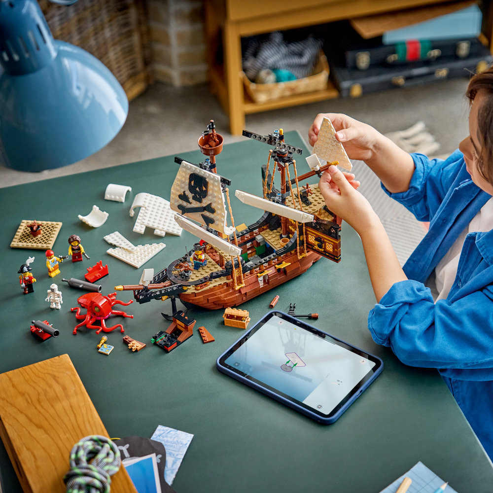 31387 Iconic Pirate Ship