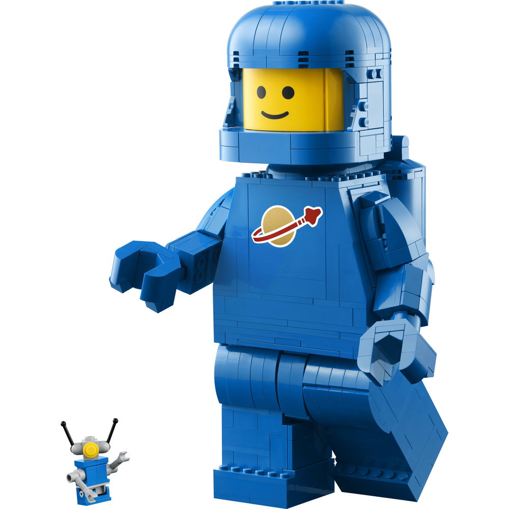 40921 Up-Scaled Blue Astronaut Minifigure