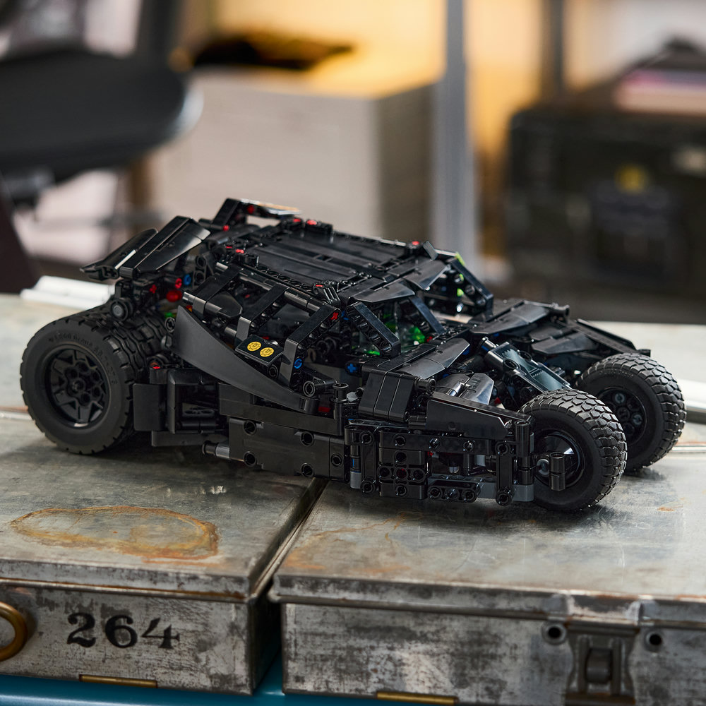 42239 Batmobile™ Tumbler