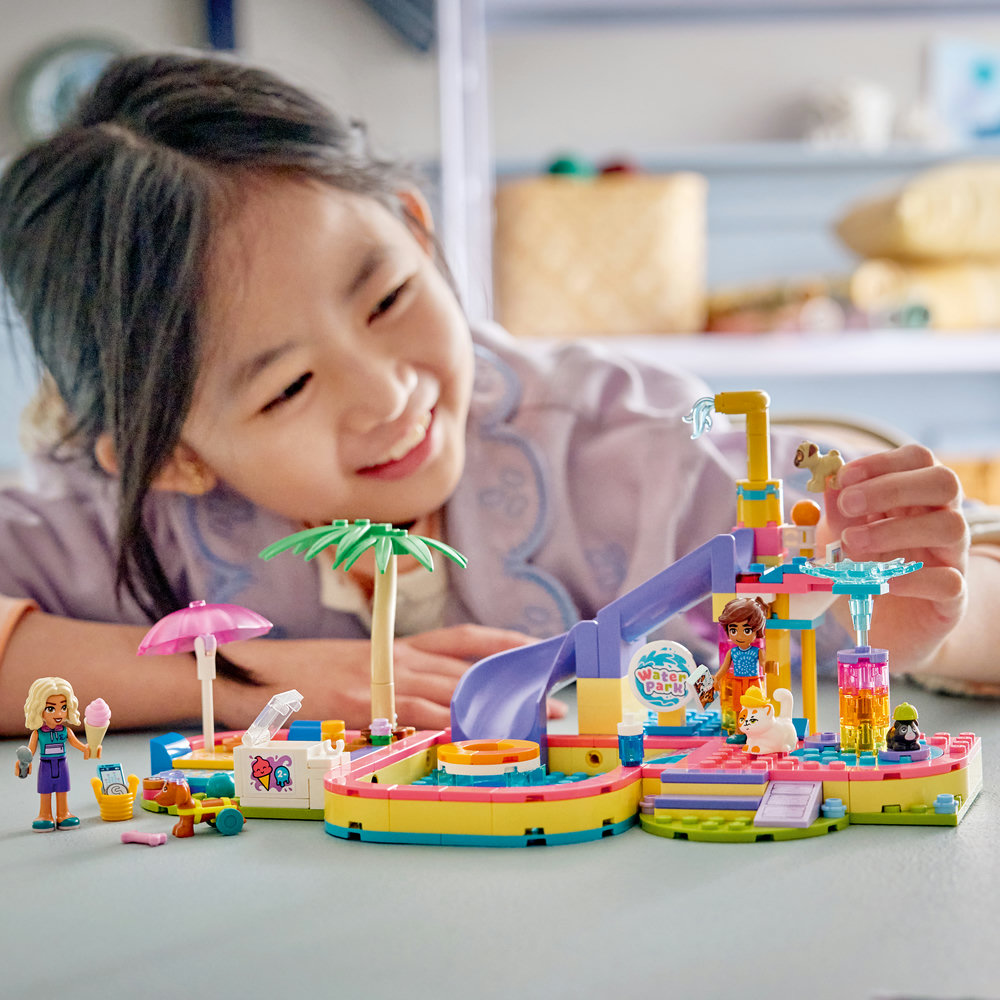 LEGO 42676 Fun Water Park Day