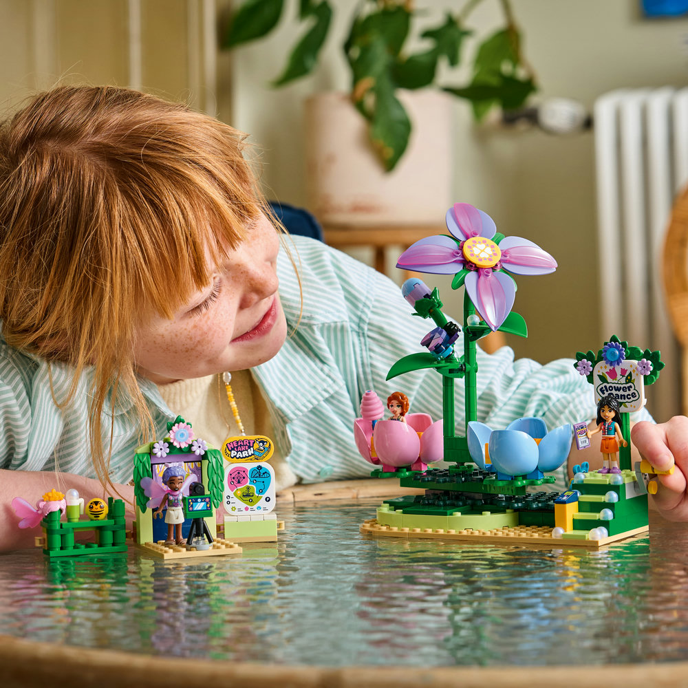 LEGO 42702 Spinning Flower & Fairy Teacup Ride