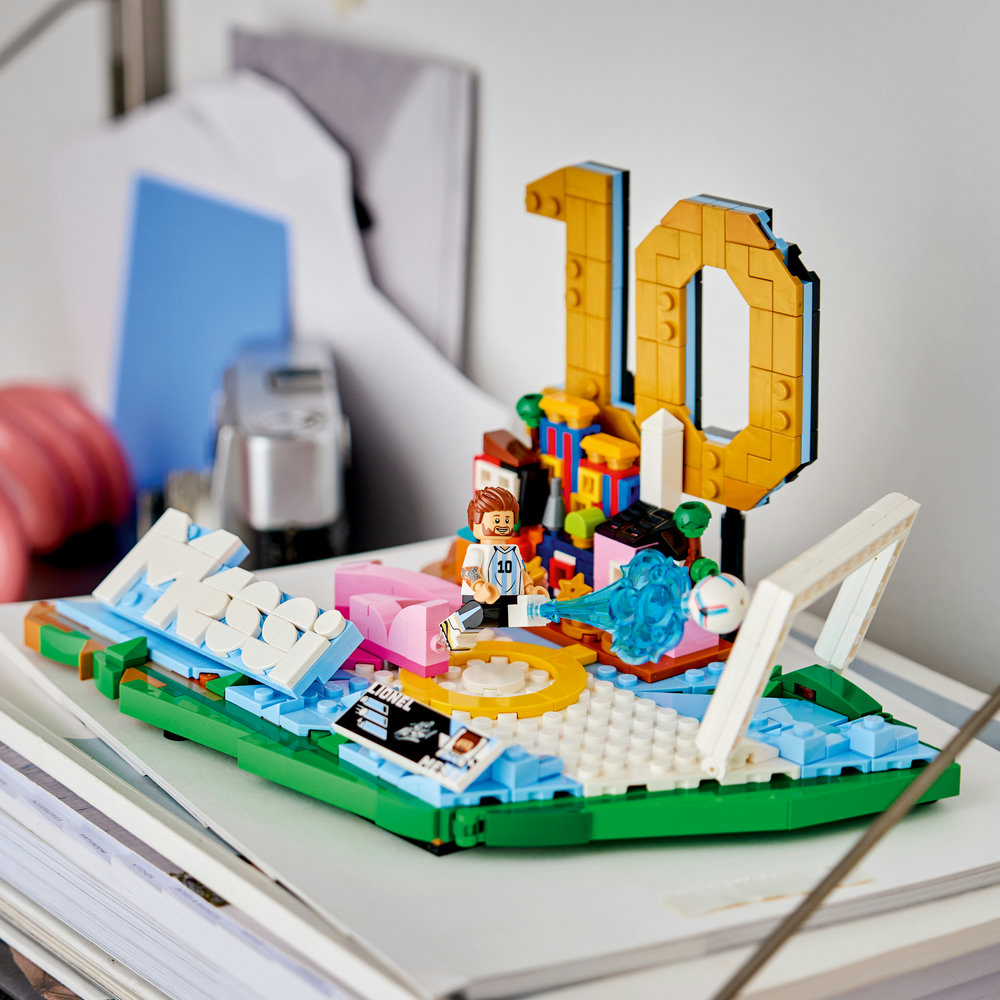 43011 Lionel Messi – Soccer Highlights