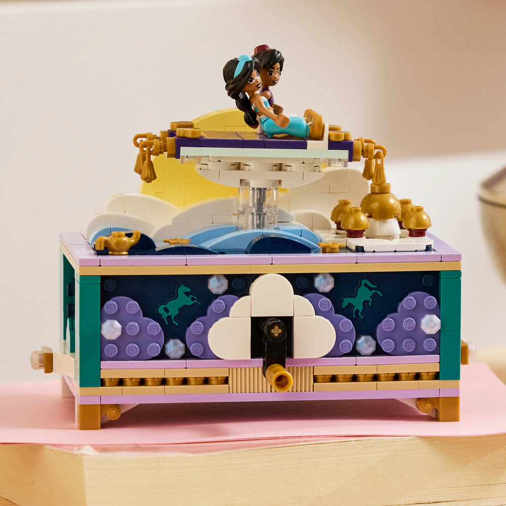 43295 Jasmine's Jewellery Box