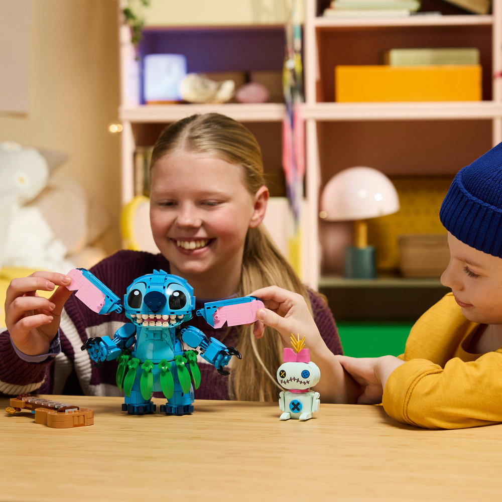 43296 Stitch & Scrump