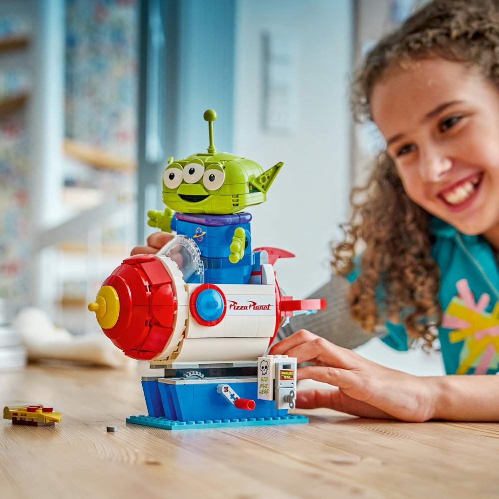 43307 Alien with Pizza Planet Rocket Ride