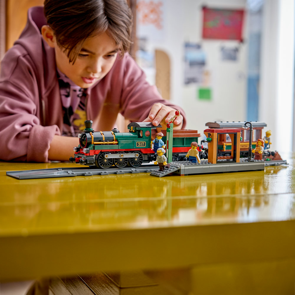60511 Vintage Steam Train