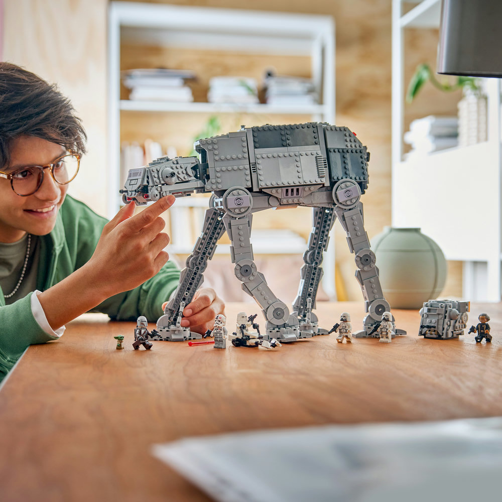 75454 Imperial Remnant AT-AT™ with INT-4