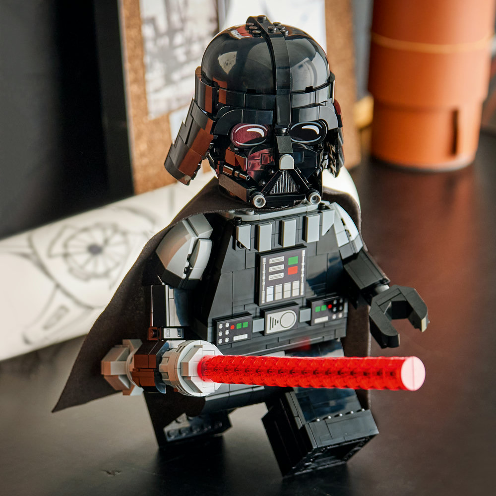 75461 Up-Scaled Darth Vader™ Minifigure