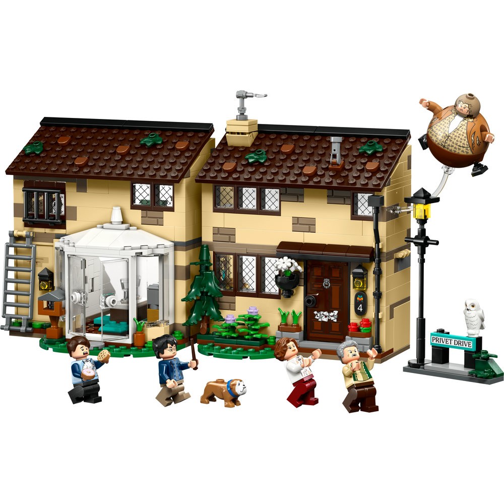 LEGO 76451 Privet Drive: Aunt Marge's Visit
