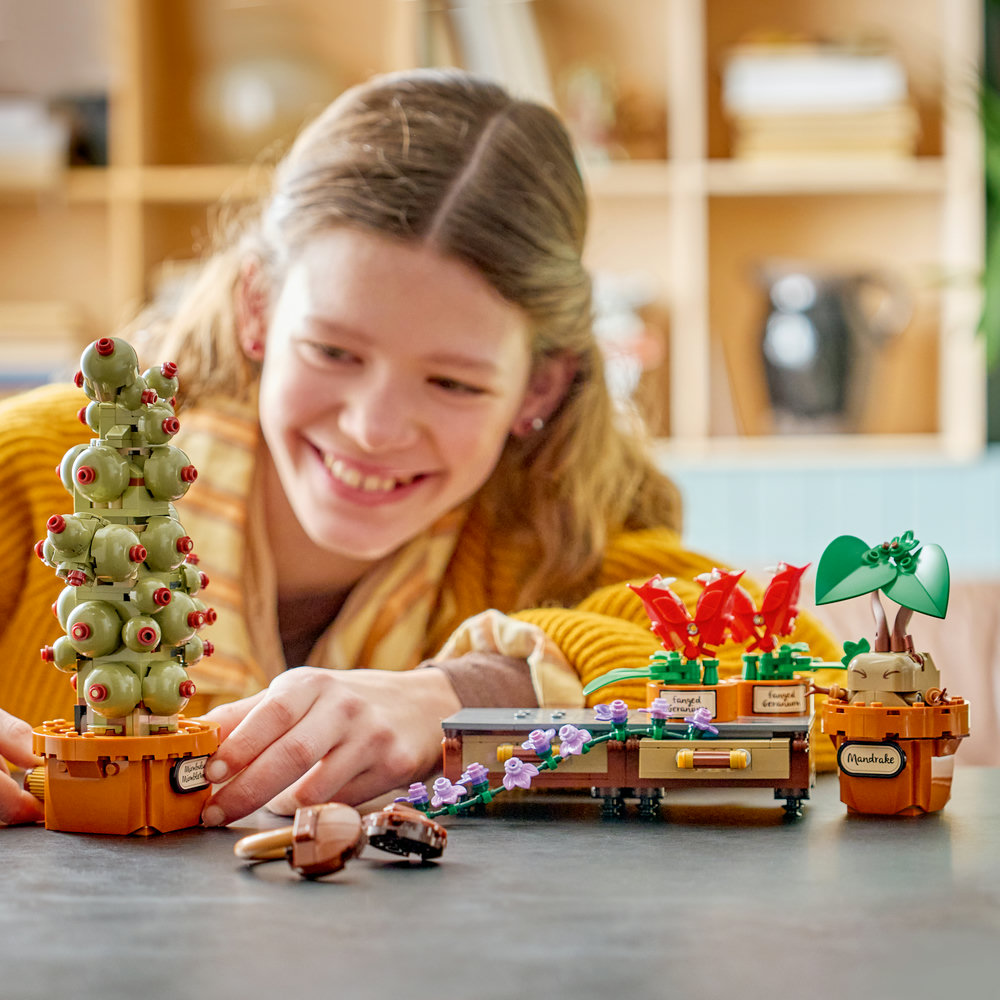 76474 Hogwarts™ Herbology Plants