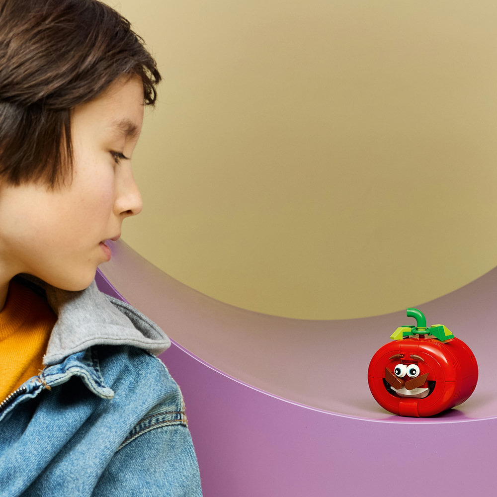 77079 Tomatohead