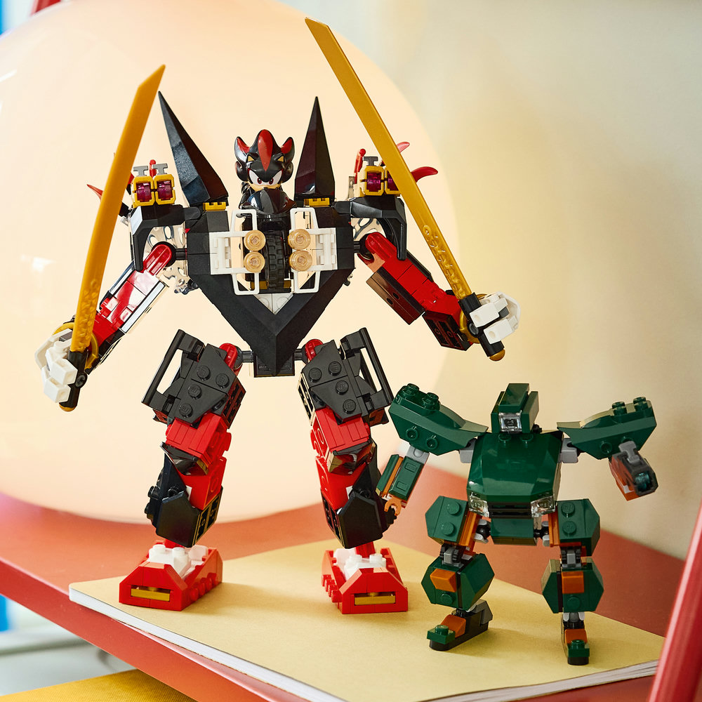 77120 Shadow's Mech vs. G.U.N. Trooper