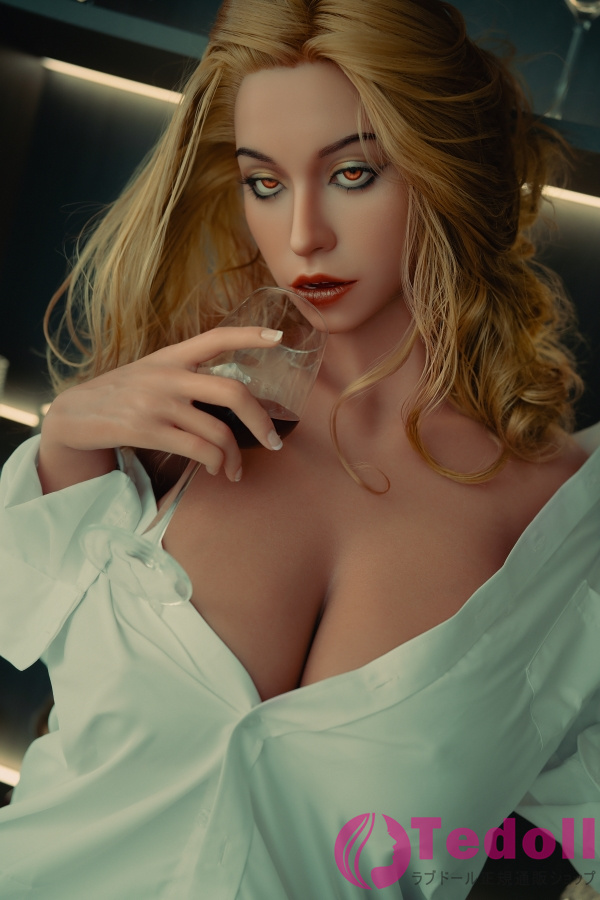 Top Fire #722 Wendy 169cm外国人風 セクシー金髪美女ラブドール フルシリコン製 巨乳 Fカップ ブラウン肌 口開閉＆口腔模擬付き