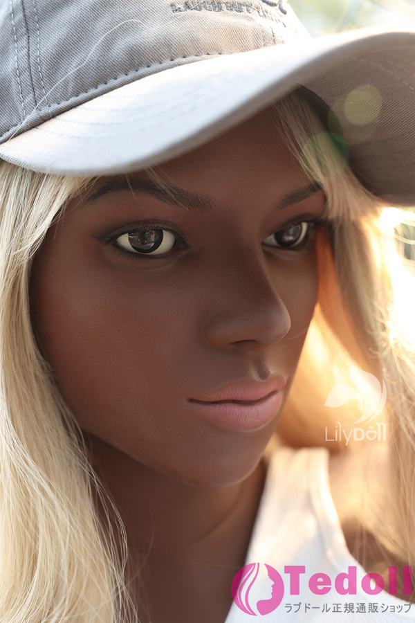LilyDoll #LH036A-A Vera-A 157cm高級 熟女ラブドール シリコンヘッド+TPEボディ 海外 豊満黒人ダッチワイフ Kカップ ココア肌