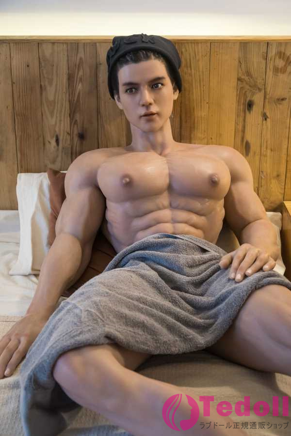 QITA DOLL 韓さん 177cmイケメン韓国人 男性リアルドール シリコン製 筋肉型ラブドール 女性用セックス人形 ブラウン肌