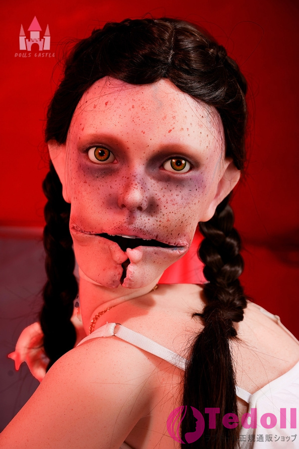Dolls Castle #Z1 Zombiella 156cm口が裂けて開いたゾンビガール 人外系 セクシー 人形 シリコン製 細身ラブドール シームレスヘッドとボディの一体型 Dカップ ノーマル肌