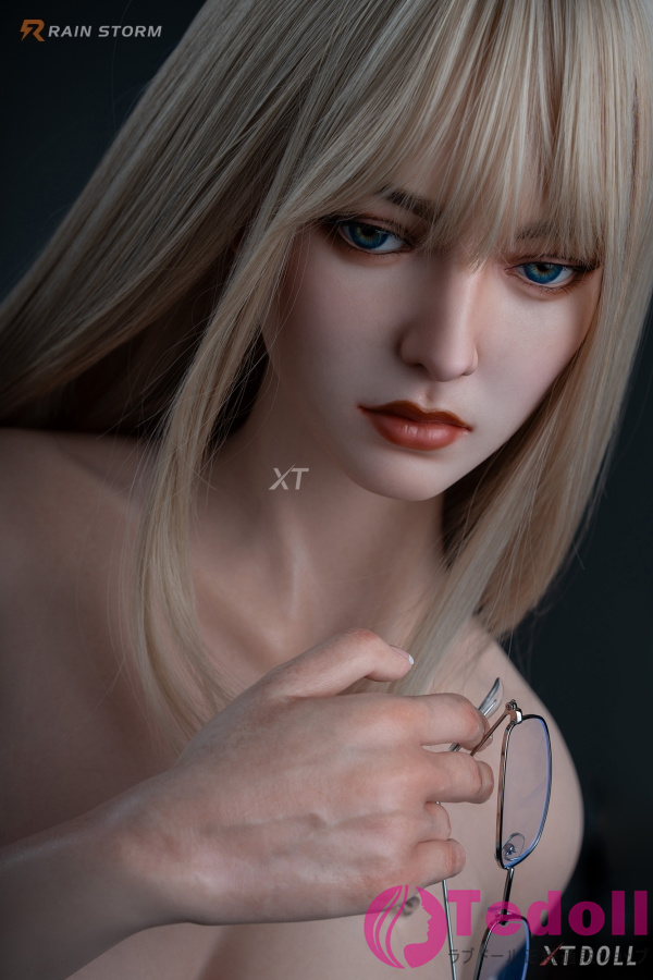 XTDOLL #XT-18 Irina 軽量化ボディ25kg 163cm美貌の美熟女 巨乳 ラブドール 高級 シリコン製 リアル ドール 金髪 アダルト ドール Fカップ ノーマル肌