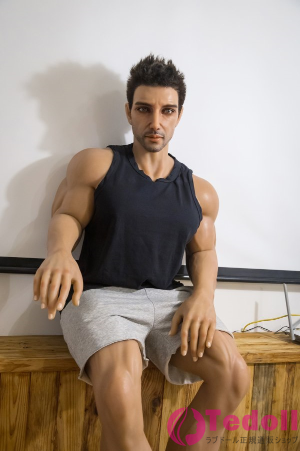 QITA DOLL #113 漢さん 177cm背が高い男性ラブドール フルシリコン製 筋肉タイプ リアル 等身大の人形 ブラウン肌