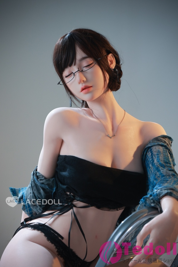 LACEDOLL 晚冰 167cm寝たふり顔が妖艶な美人ダッチワイフ フルシリコン製 Dカップ ノーマル肌
