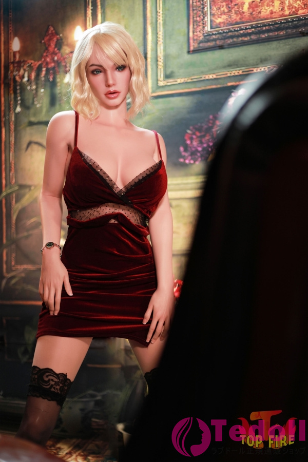 Top Fire #T47 Jasmine 口開閉＆口腔模擬付き 158cm金髪美熟女 フルシリコン製 魅力溢れる巨乳外人リアルドール Fカップ ブラウン肌