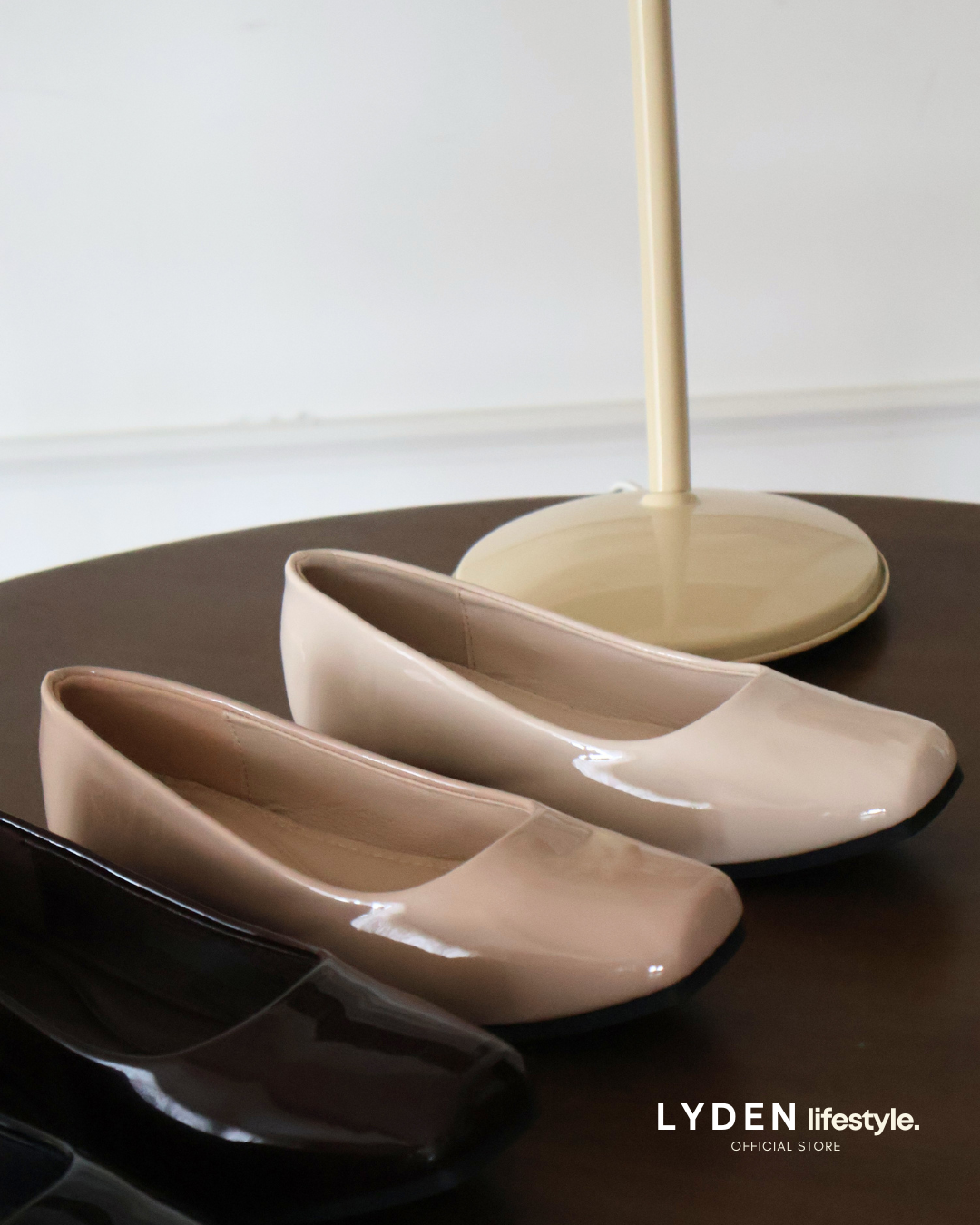 【NEW】Lyden Lina Series Flats