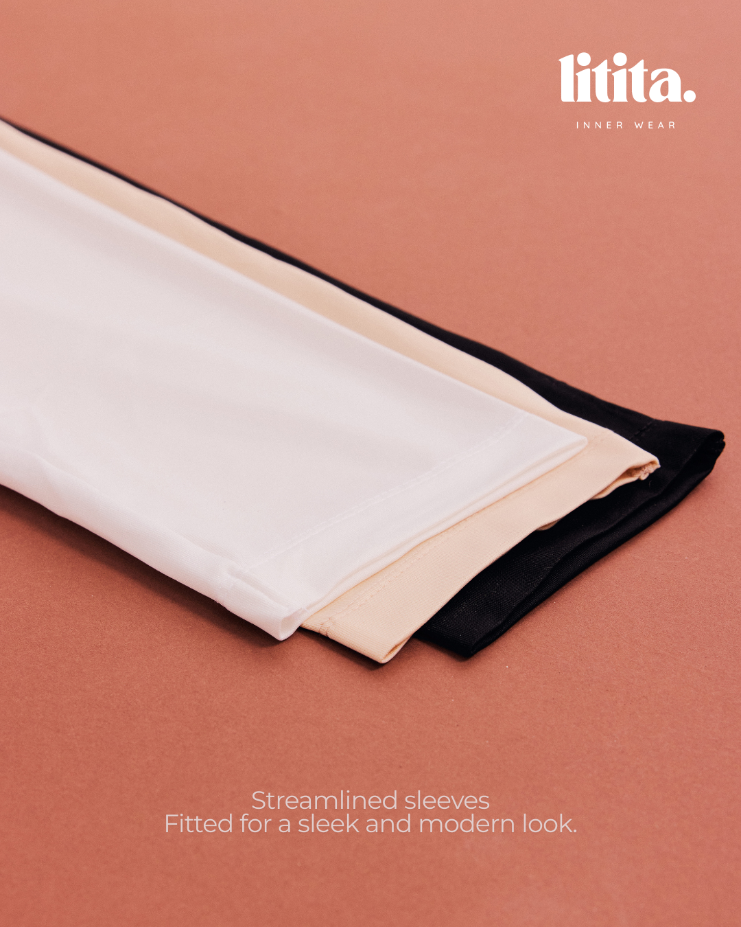 Lita Tops / Long-Sleeve Round Neckline innerwear - Nude